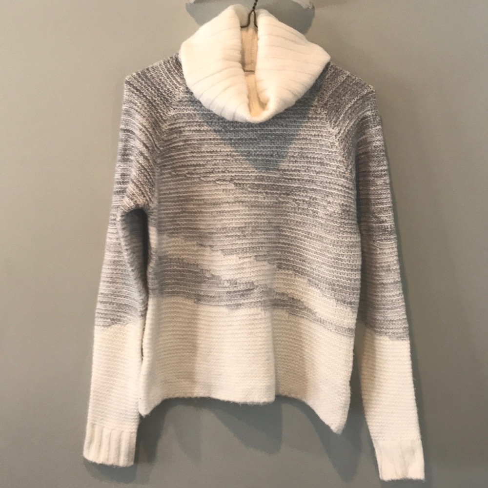 Like new cowl next sweater